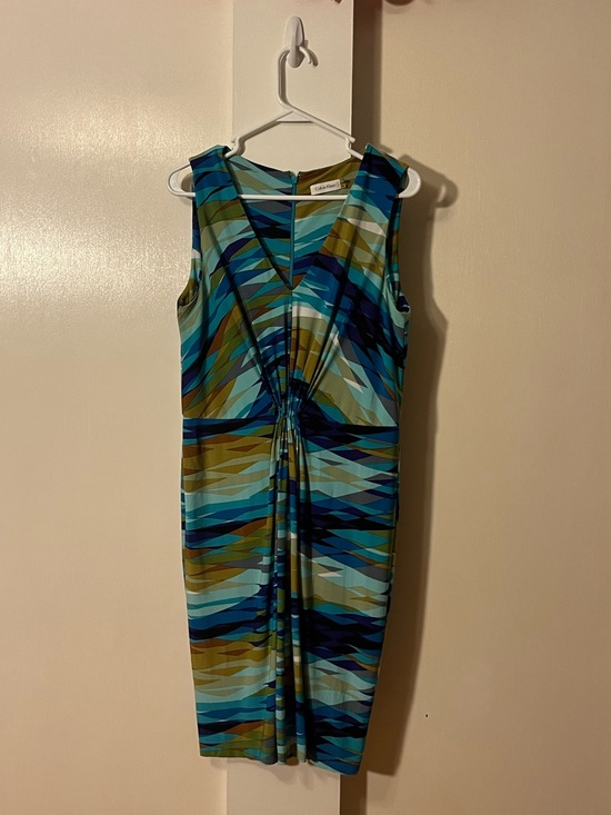 Calvin Klein Dresses & Skirts - Calvin Klein Multicolor Blue Green Geometric Midi Dress